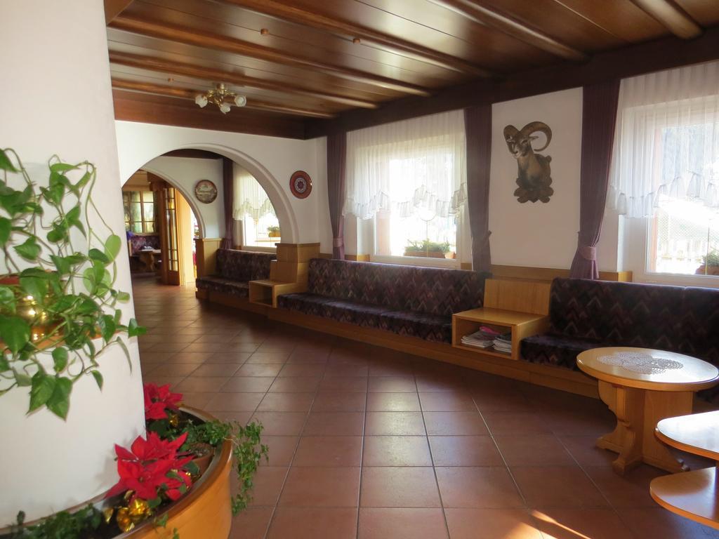 Hotel Cima Dodici Vigo di Fassa Bagian luar foto